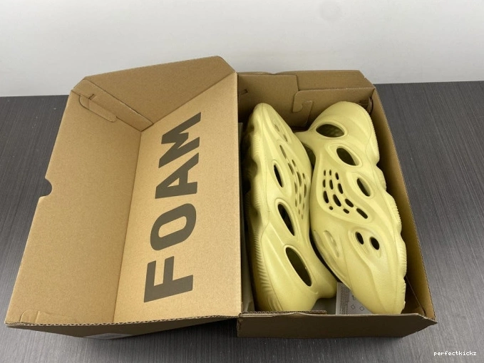 Adidas RNNR GV6775 Sulfur Yeezy Foam 0822